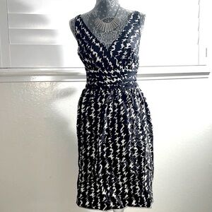 Ann Taylor Gray & White Halter Maxi Dress. Size 12. Silk/Cotton Blend